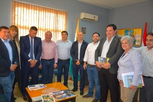 Yacyretá coordina acciones y evalúa proyectos financiados por la binacional en el sur del país - .::RADIO NACIONAL::.