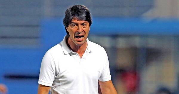 La Nación / Garnero es el tercer DT argentino consecutivo