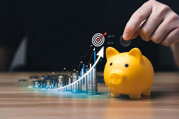 Tasas de interés elevadas impulsan mayor predisposición para el ahorro, según encuesta del BCP - MarketData