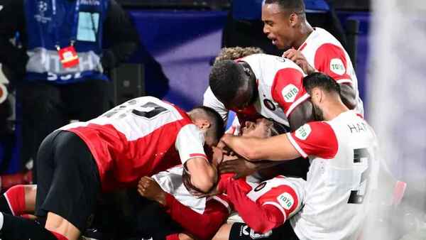 Feyenoord se aprovecha de la candidez del Celtic