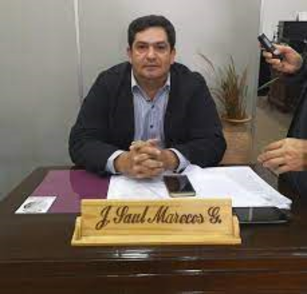 Tenemos que respetar la ley, nadie puede estar por encima de ella sostuvo el concejal Saul Marecos al abandonar la sesión.