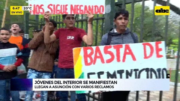 Video: Jóvenes del interior protestan en Asunción - ABC Noticias - ABC Color