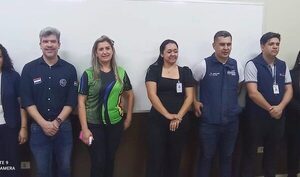Autoridades de salud se reúnen con padres de la escuela Soldado Paraguayo de Ciudad del Este tras rechazo a vacunas