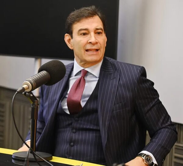 Presidente del Congreso asegura que sus parientes son antiguos funcionarios de Itaipú - Política - ABC Color