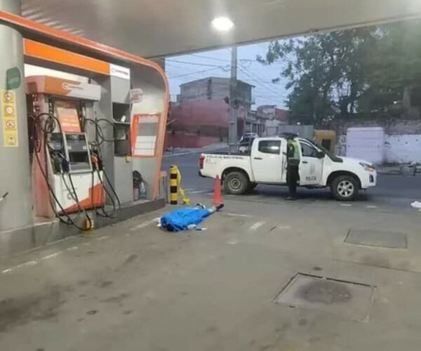 Karai fue a cargar combustible y se murió