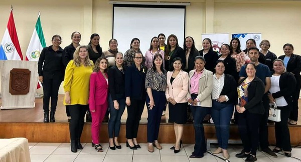 REPRESENTANTES DE CODENIS Y CODEMUS DE ITAPÚA RECIBEN CAPACITACIÓN
