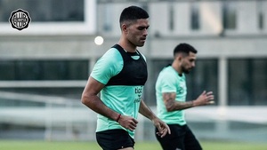 Olimpia se enfrenta a Ameliano con la obligación de ganar - Noticias Paraguay