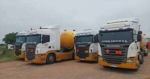 La Nación / “Nos dijeron que es por un tema diplomático y energético”, dijo camionero retenido en Argentina