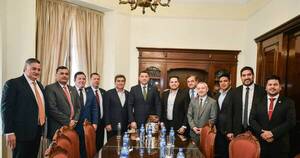 La Nación / Tras recientes fugas: abdistas ratifican su apoyo al gobierno de Santiago Peña