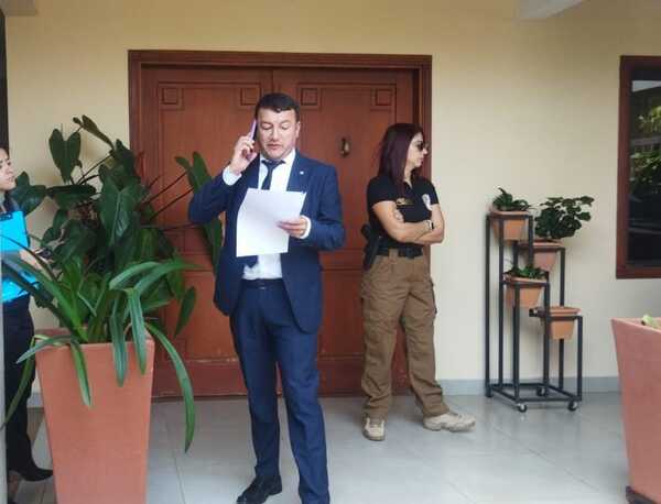Diario HOY | Carga de cocaína en Bélgica: realizan siete allanamientos en Itapúa y Asunción
