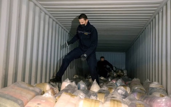 Diario HOY | Carga de cocaína: propiedad allanada no es del senador Rivas