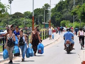 ¿Qué requisitos se deben cumplir para comprar productos en Clorinda y Nanawa? · Radio Monumental 1080 AM