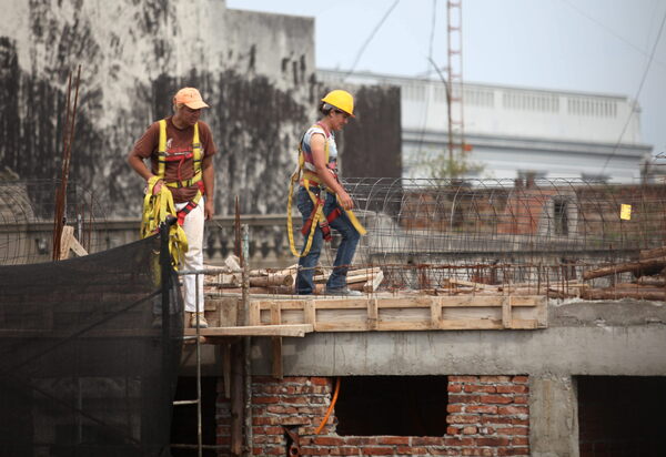 El desempleo sube y se ubica en 8,2 % en Uruguay - MarketData