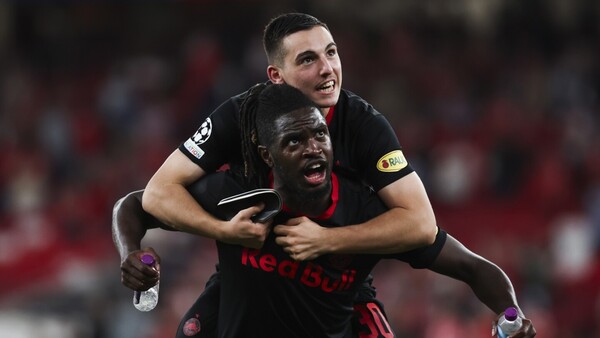 El Salzburgo tumba al Benfica en Lisboa