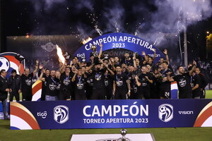 Versus / ¡Bombazo! El campeón del fútbol paraguayo recibirá un dineral por intermedio de Conmebol