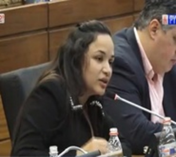 Diputada Jazmín Narváez víctima de motochorros - Paraguay.com