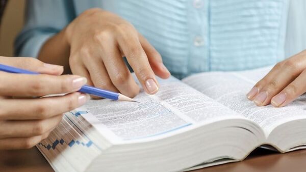 Sin límite de edad: Están disponibles 117 becas de posgrados, intercambio de grado e idiomas