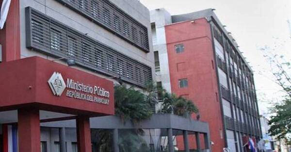 La Nación / Prohibición de actividades genera polémica en Fiscalía