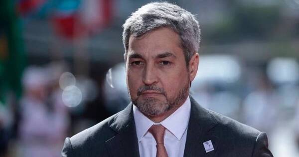 La Nación / Abdo no declaró ganancias anuales y obvió hasta el cobro de aguinaldo