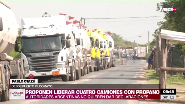 Proponen liberar solo a 4 cisternas, pero camioneros se oponen: "Todos o nadie" - Megacadena