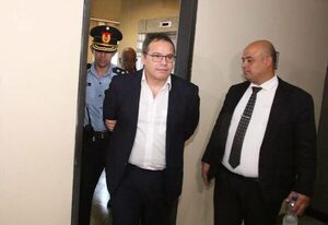 Diario HOY | Carlos Granada recusa a fiscales y zafa de audiencia