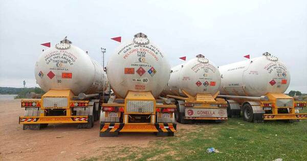 La Nación / Argentina autoriza la liberación de cuatro camiones con gas propano
