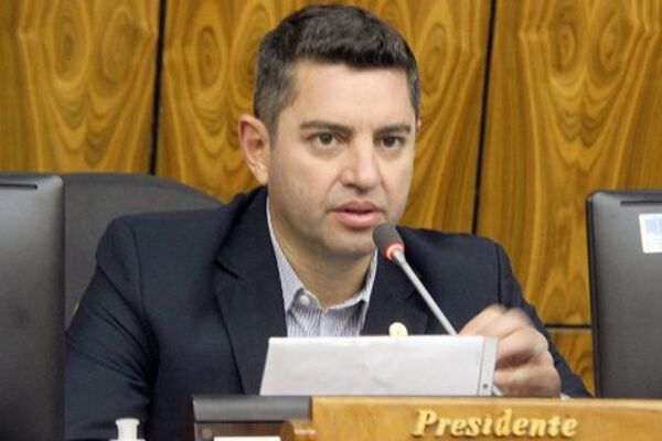 Argentina no cumplió compromiso de pago con Paraguay, asegura Pedro Alliana