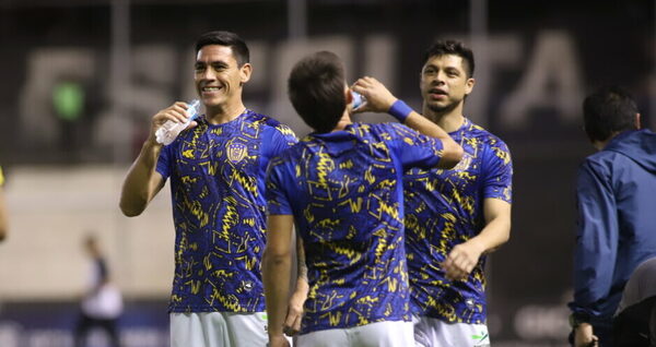 Versus / La APF cambia los horarios de los partidos de la fecha 12 por la "ola de calor"