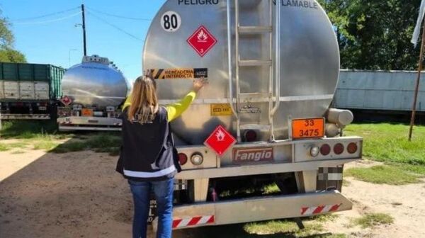 Diario HOY | Lo que dice la Aduana argentina sobre la retención de camiones