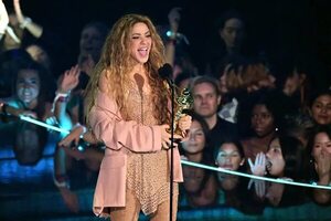 Shakira: mirá el vídeo de su nueva canción con Fuerza Regida - Música - ABC Color