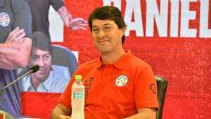 Daniel Garnero fue presentado como DT de la Albirroja