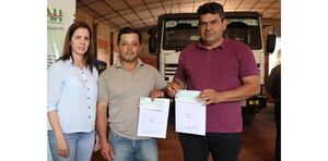 Productores l谩cteos podr谩n adquirir cami贸n refrigerado mediante pr茅stamo del CAH - Revista PLUS