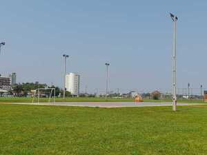 El polideportivo de la costanera de Encarnación: un espacio gratuito para la práctica deportiva