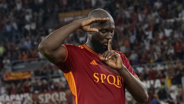 Lukaku rescata al Roma de Mourinho