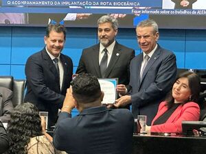 Mario Abdo y Temer reciben reconocimiento en Asamblea Legislativa del Estado de Mato Grosso | 1000 Noticias