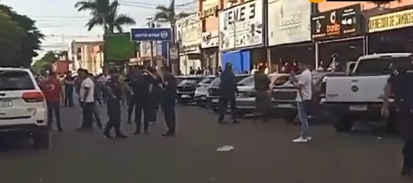 Sicarios asesinan al hijo de un presunto capo del narcotráfico en Pedro Juan Caballero - La Tribuna