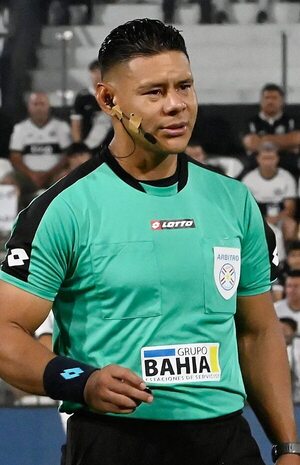 Árbitros para la fecha 12 del Clausura - Fútbol - ABC Color