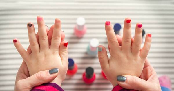 La Nación / ¿Por qué no es recomendable que las niñas se pinten las uñas?
