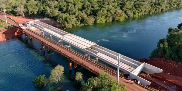 Puente sobre río Yguazú concluiría este fin de año, según anuncio del MOPC - ABC en el Este - ABC Color