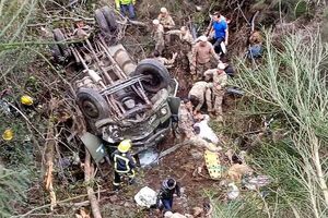 Diario HOY | Mueren cuatro militares en accidente de tránsito en Patagonia argentina