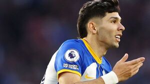 El tanto que le valió a Enciso la nominación al Puskas
