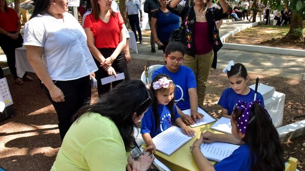 CON PASEO DE LA LECTURA, EL MEC SE PROPONE LLEGAR A UNAS 3.000 AULAS