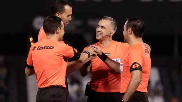 Los árbitros de la fecha 12 del Clausura
