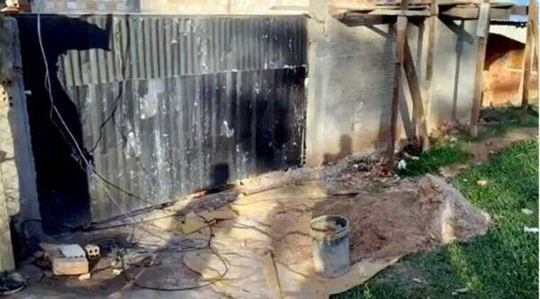 Cansado de la inseguridad: electrificó su portón y terminó electrocutado anga