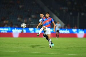 Cerro Porteño, presionado por volver al triunfo y otra vez de la mano de Bernay