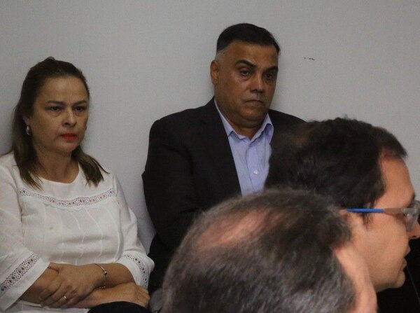 Juicio a Díaz Verón y esposa continuó con la lectura de la acusación - Judiciales.net