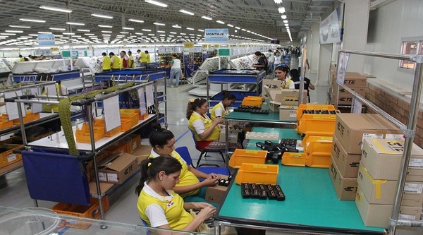 Paraguay pretende crear 100.000 empleos en empresas que exporten a Brasil