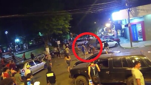 Día de la Juventud terminó a los golpes al costado de la Basílica de Caacupé