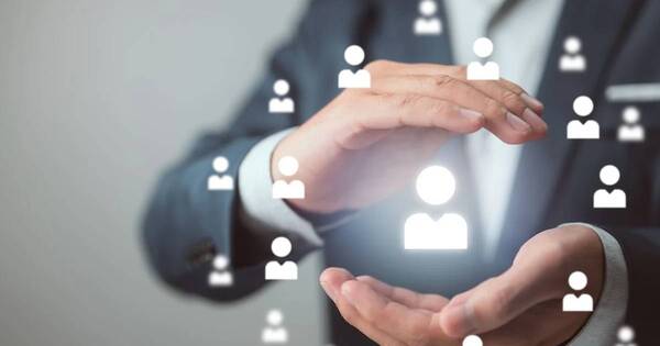 La Nación / Dialogarán sobre la dirección de personas en destacadas empresas nacionales