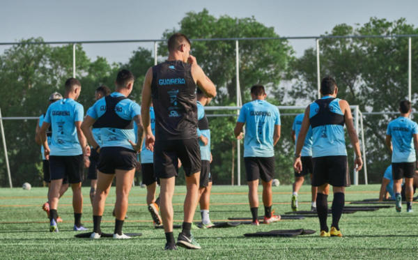 Desmienten que jugadores de Guaireña abandonaron concentración.